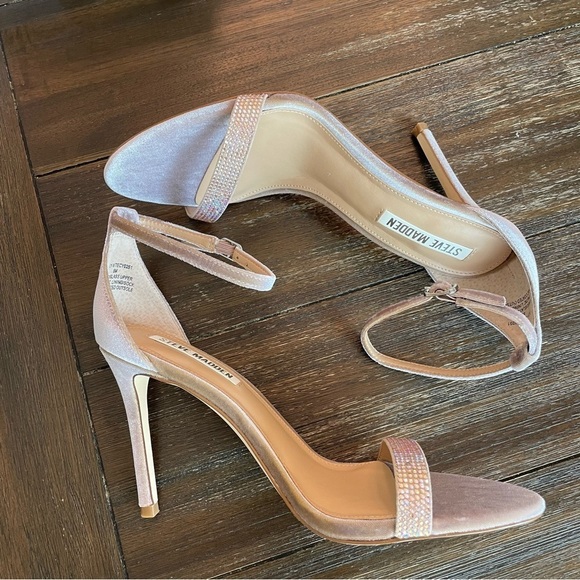 New Steve Madden Tecy Rhinestone Embellished Stiletto Sandal in Blush Velour - Picture 11 of 12